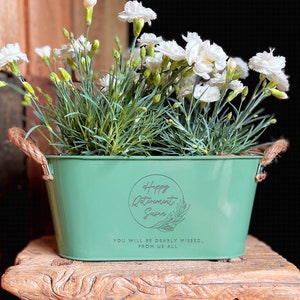 Jardinière de retraite personnalisée : motif cadeau en métal gravé 4