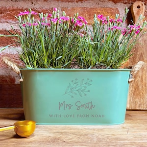 Personalised Metal Planter - Thank You Flower Pot Teacher Gift - Gardening Gift for Plant Lovers - Design 6