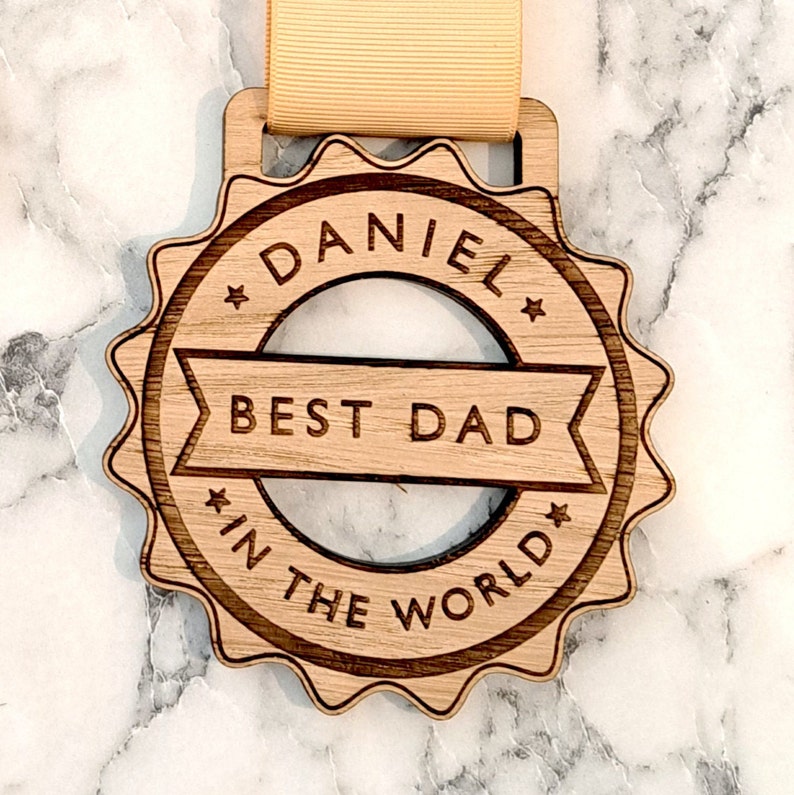 Personalised Medal Father's Day Best Dad Rosette