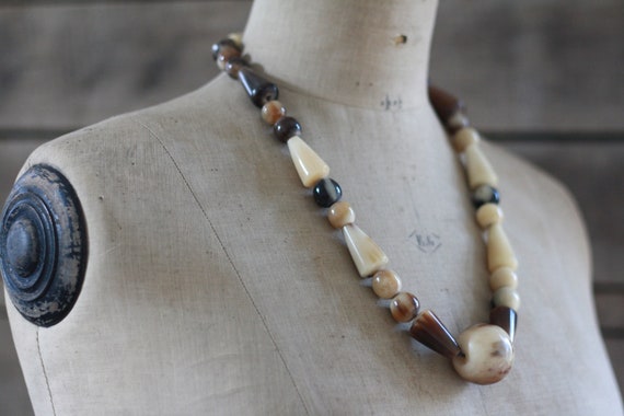 African antique horn necklace 70's. African jewelr