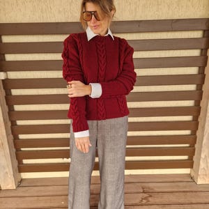 Women&#39;s Y2K Vintage Bordo Burgundy Round Collar Sweater Cable Knit Pullover Long Sleeves Knitwear Straight Grandmother Everyday Hippie M/L