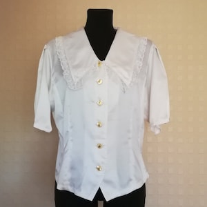 Vintage 1990&#39;s White Blouse Jacket Hand Made Lace Secretary&#39;s Office Button up Short Sleeves Elegant Silky Back to School Shirt Size Large