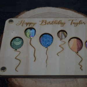 Geldcadeaugeldkaart van hout wensvervuller | verjaardag | Geldcadeau voor een verjaardag Gelukkige verjaardagsballon