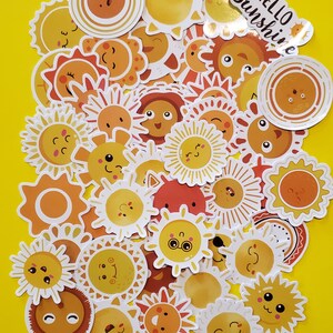 SUN Stickers, 10 PIECES, Set of Stickers, Cartoon Sun Sticker Set, UV resistant, Waterproof, Everyday Use, Bulk Pack Sun Stickers, Happy Sun
