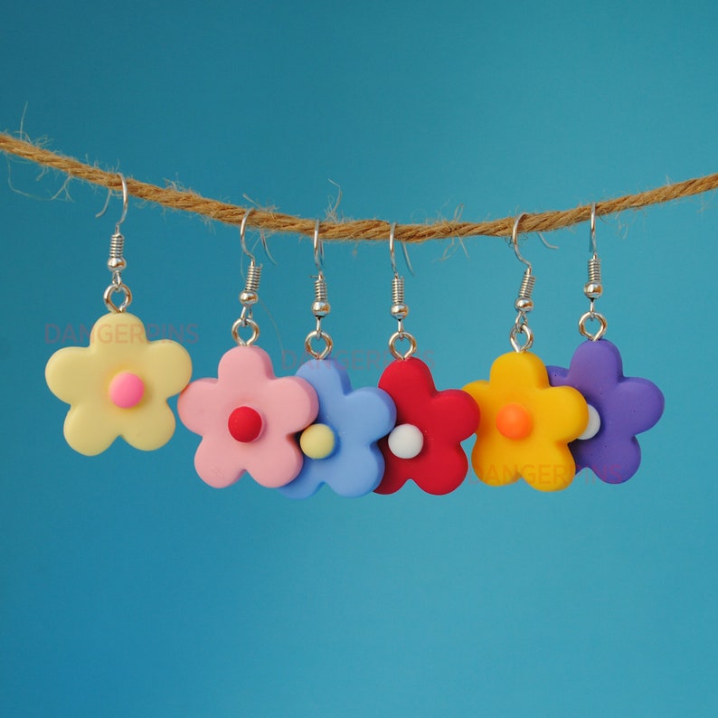 Simple Candy Flower earrings  - cute kawaii 