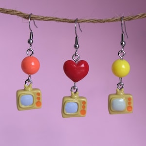 Terrific Tiny TVs earrings
