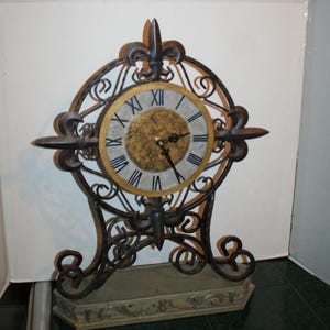 Bombay Vtg Wrought Iron Ornate Mantle Battery Clock Roman Numeral W Pendulum