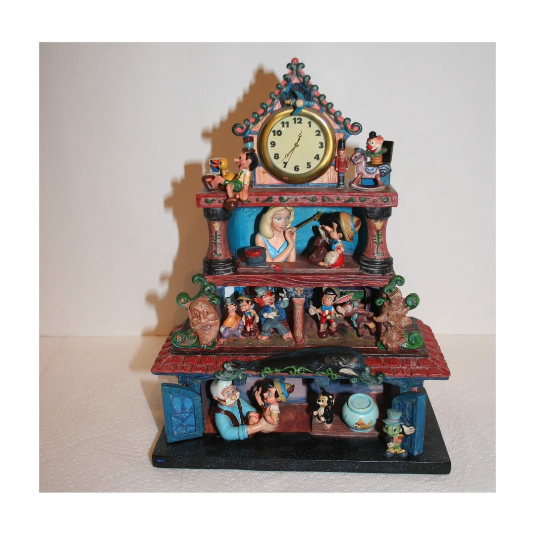 Vintage Pinocchio Disney Magic Moments in Time Musical Clock 11