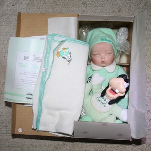 Ashton-Drake Galleries Baby Goofy Yolanda Bello Dreamland Collection Porcelain Doll