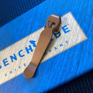 Fits Benchmade Griptilian Adamas Bailout 551 555 - 1x BRONZE TITANIUM Pocket Clip • Long Titanium Deep Carry • Many Benchmade Models Listed