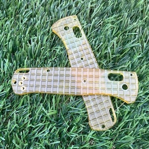 Benchmade Bugout 535 Replacement Scale Kit / Clear GOLDEN Fragged Pattern / CNC Knife Upgrades / Benchmade Bugout 535 Only - 2x Scales