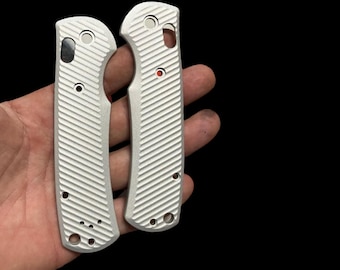 Benchmade Griptilian 550 551 (Large) Scale Set  Metal Lined Finish  Large Griptilian Models Only - 2x Scales - Silver