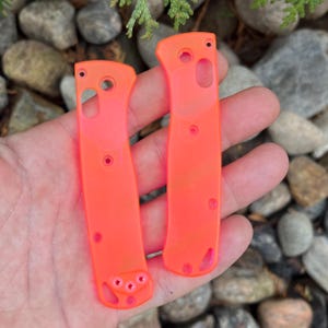 Fits Benchmade MINI Bugout Replacement Clear NEON Scale Kit / Benchmade MINI Bugout Models Only - 2x Scales - No Knife