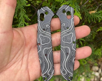 Kit de báscula Benchmade Osborne serie 940 de aluminio ligero. Solo tamaño real (2 básculas). Impresión en blanco BLACKOUT.