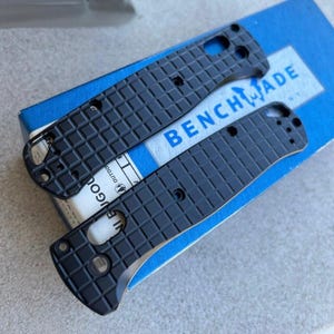Benchmade Bugout 535 Replacement Scale Kit / BLACK Metal Fragged Pattern / CNC Knife Upgrades / Benchmade Bugout 535 Only - 2x Scales