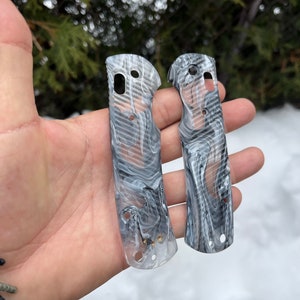 Benchmade Griptilian (groß) Waage Set / Oberfläche mit schwarzem Marmor ausgekleidet / nur große Griptilian Modelle - 2x Waage