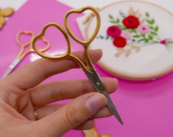 Gold Heart Embroidery Scissors | embroidery scissors, vintage scissors