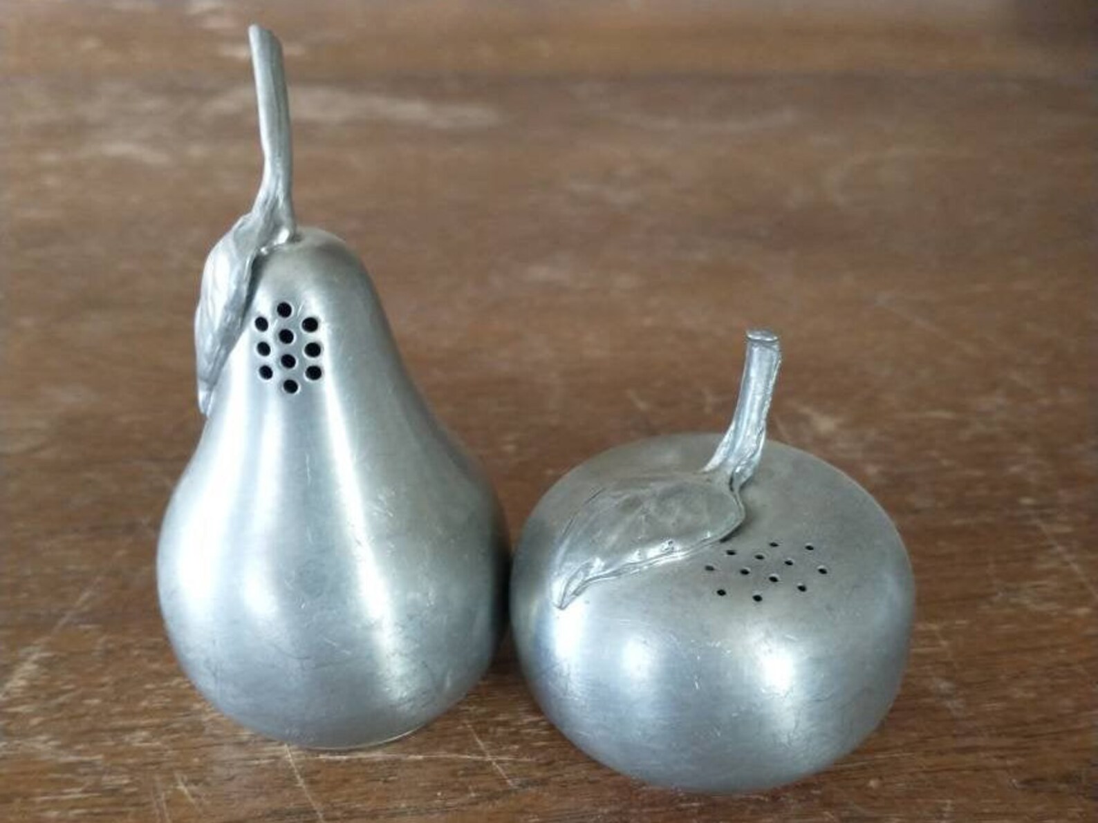 Vintage Kirk Pewter Fruit Apple Pear Salt and Pepper Shaker Etsy UK