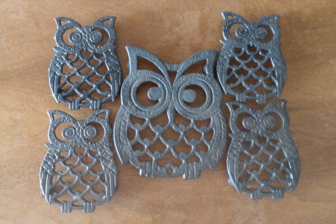 Black Cast Iron Owl Trivet Pot Holder Kitchen Counter Etsy