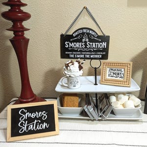 Rustic S'mores Station Decor: Farmhouse Signs & Mini Mug