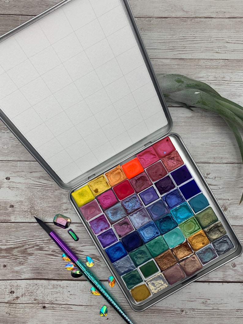 Medium EMPTY Watercolor Tin Holds 48 Half Pans Watercolor Etsy