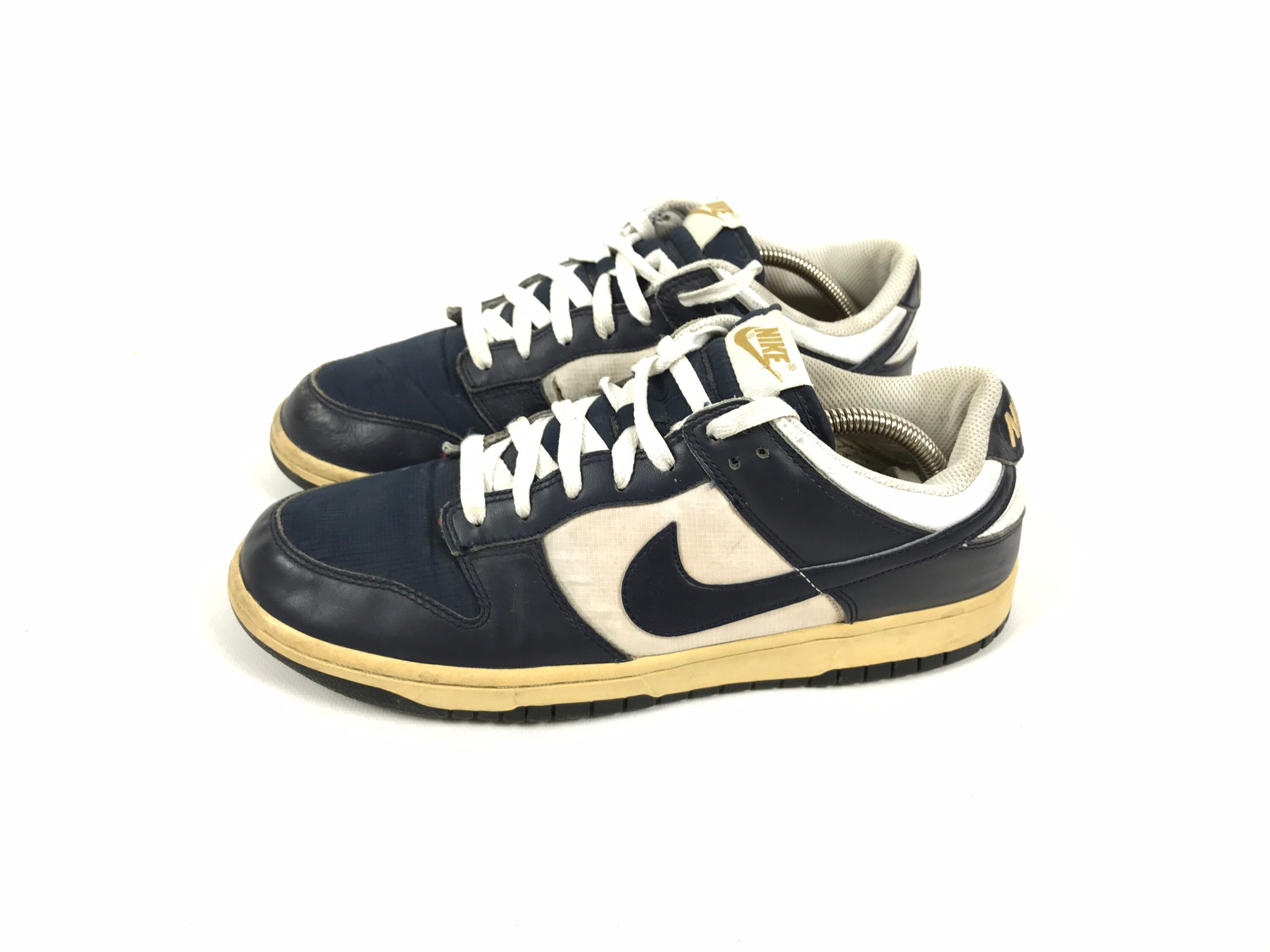navy dunk low