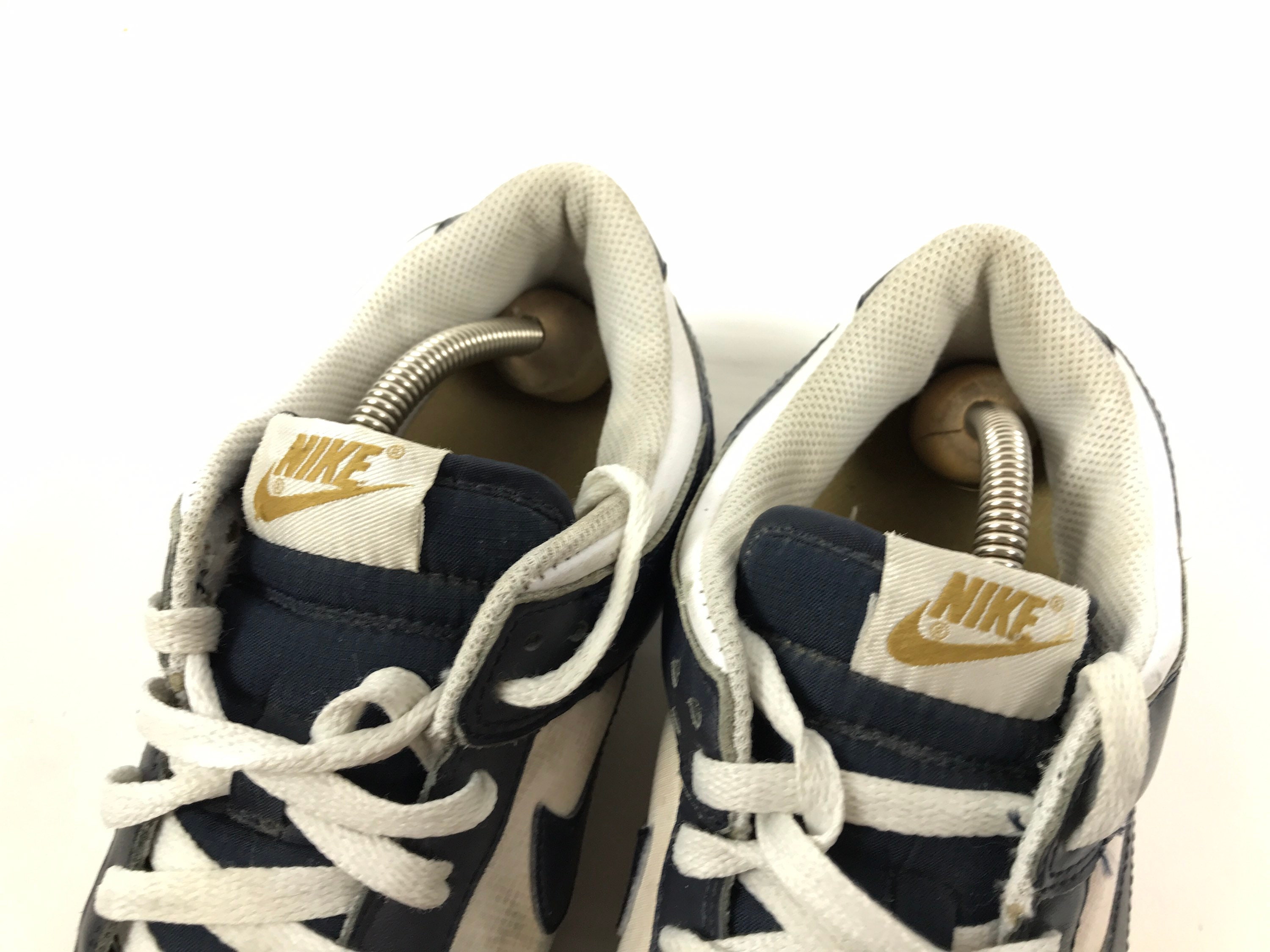 do nike dunks come in wide