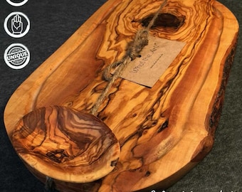 What the Art!® Olive Wood «Rustic» Gr. XL | Olivenholz Schneide- & Servierbrett + Dip-Schälchen | Handarbeit | ca. 40-42 x 17-23 cm