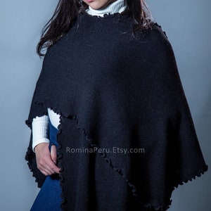Cape Poncho Alpaga Femme Ruana marron tricoté en laine d'alpaga à volants, châle Cape Wrap alpaga Noir