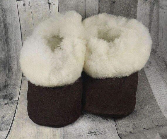 Peruvian alpaca best sale slippers