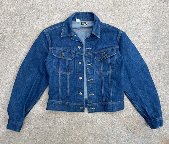 Vintage Lee 1970s 80s Sanforized Denim Jacket // 36