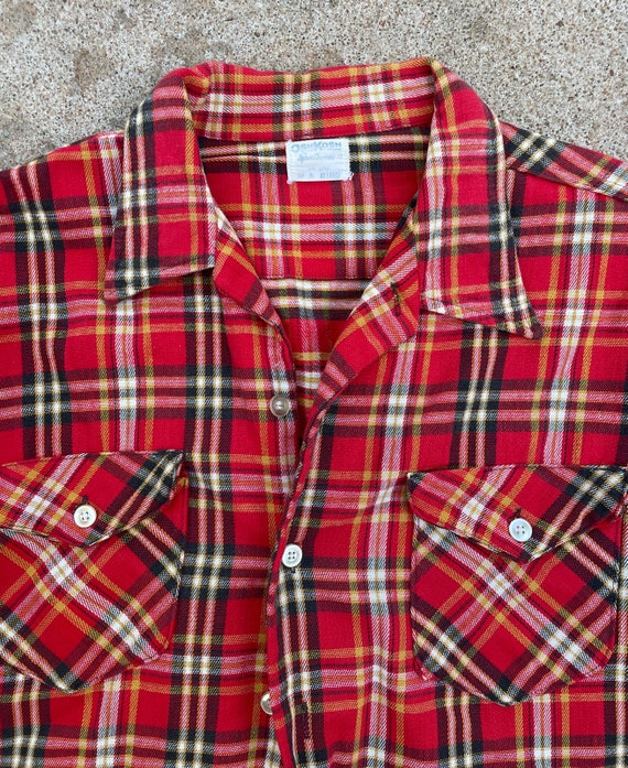 Vintage 1960s Oshkosh Sportswear Plaid Cotton Flannel Shirt 