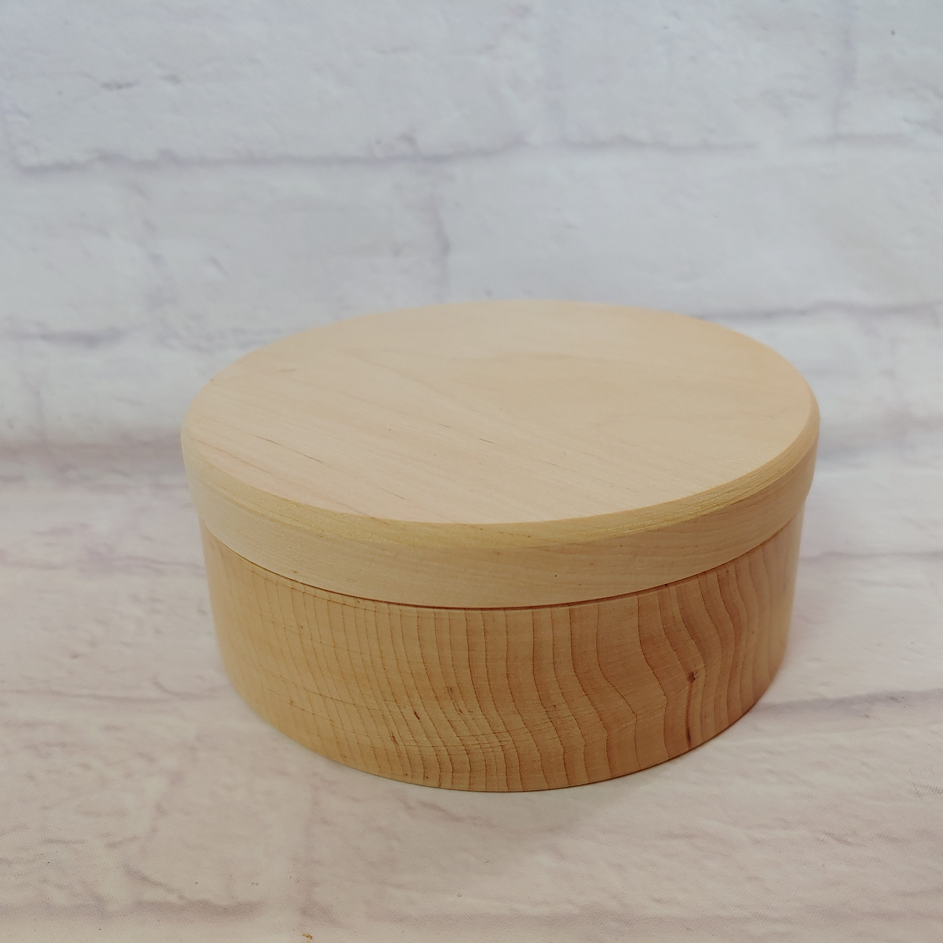 1 Thick 18'' in Diameter Blank Wood Rounds 