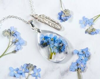 Remember Me – Preserved Forget-me-not and Feather Sterling Silver Necklace, Feather Necklace, Forget Me Not Jewellery, Flower Jewellery