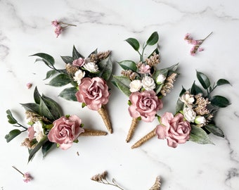 One Flower Boutonnière, Dusty Pink and White Button Hole, Grooms Rustic Boutonnières