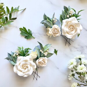 Set of 2 Bridal Hair Pins, Ivory flower Hair Piece, Decorative Baby’s BreathFlower Hair Comb