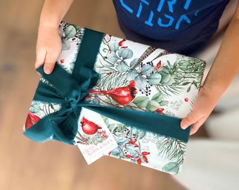 Gift wrap / Christmas gift wrap / beautiful gift wrap / Eucalyptus gift wrap / wrapping paper / floral wrapping paper