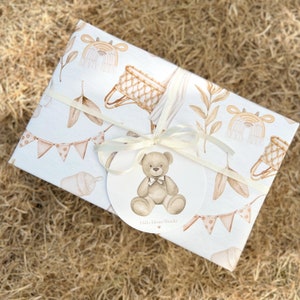 Geschenkpapier Baby / Geschenkbögen Baby / schönes Geschenkpapier  /Geschenkpapier zur Geburt / Verpackungspapier zur Geburt