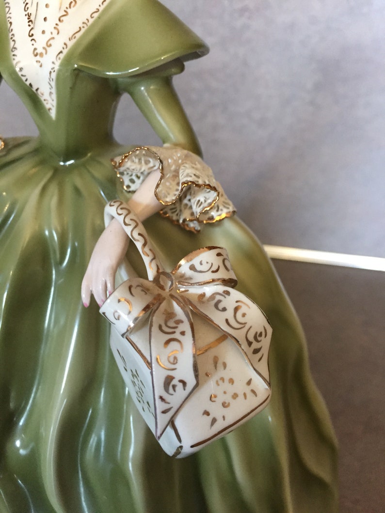 Florence Ceramics Lady Figurine Georgette Mint Condition