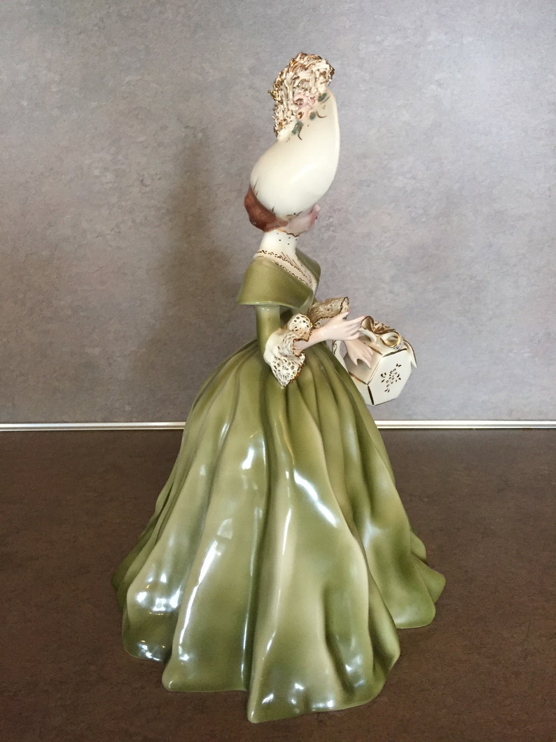 Florence Ceramics Lady Figurine Georgette Mint Condition