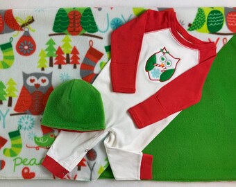 Infants Winter Wonderland II Sleeper/Beanie/Blanket Set, 3 Sizes