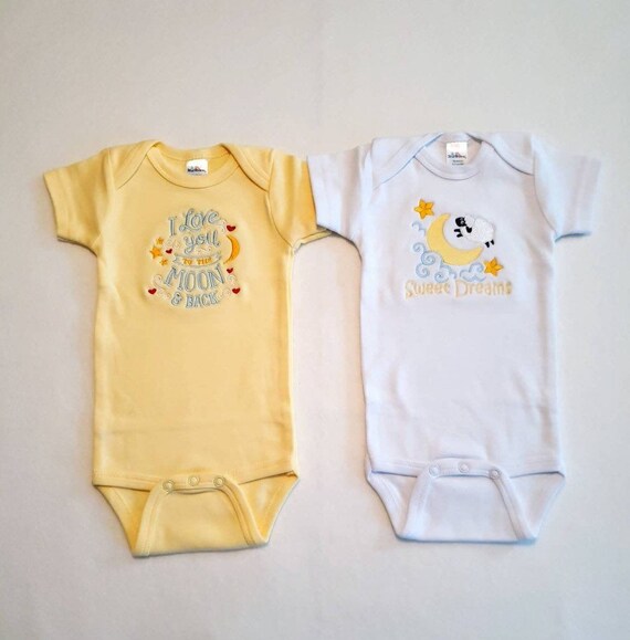 I Love You to the Moon and Back Yellow /& White Baby BodysuitBlanketBeanie Set;  Going Home Outfit