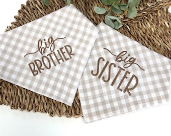 Big Brother/ Big Sister Dog Bandana: Gender Neutral Dog Bandana, Embroidered Pregnancy Announcement, Personalized Puppy Gift