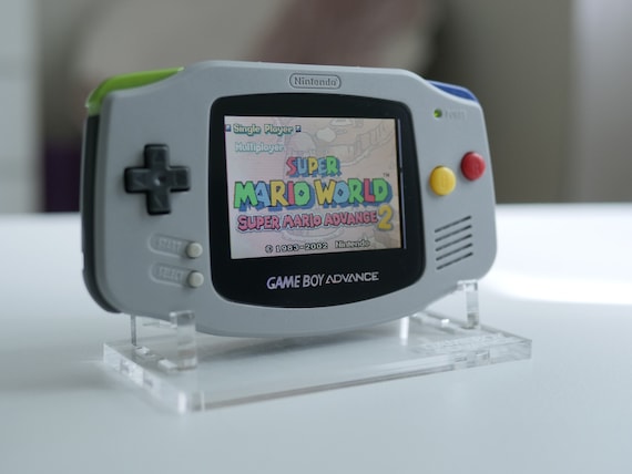 Authentic Mod Transforms Super Mario World, Sonic, DOOM Into Game Boy  Originals