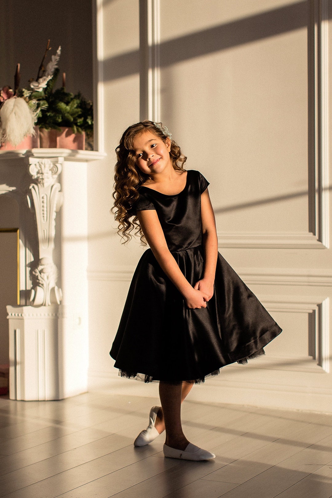 【YOUHEE】24SS SATIN FLOWER PATTERN DRESS BLACK il_1080xN.3530788912_thkg.jpg