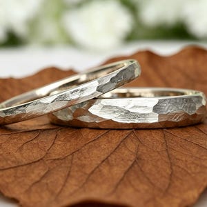 Ring set gehamerd wolfraam koppels, bijpassende trouwringen voor hem en haar, belofteringen, eenvoudige ringen voor elke dag, jubileumcadeau
