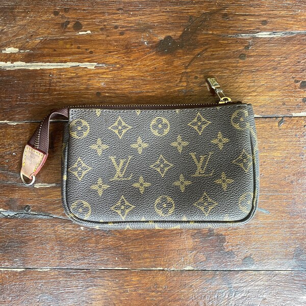 Louis Vuitton Mini Pochette Accessories Clutch Bag Wallets Made In France