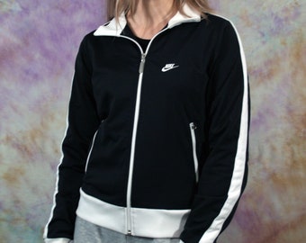 graphic track jacket nike sportswear