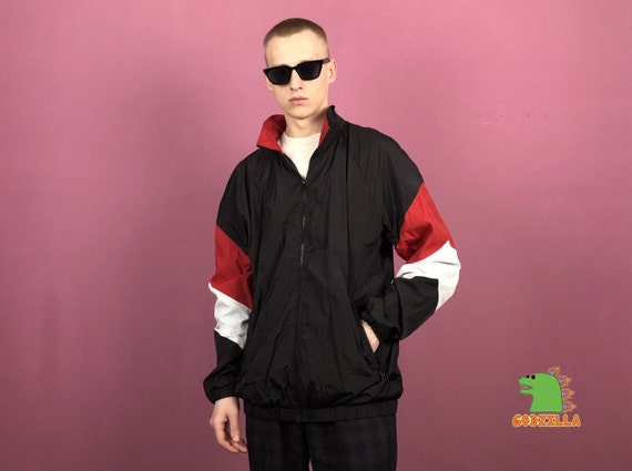 90s Vintage Men's Black Windbreaker 