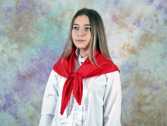 90s Vintage Women's Red Silk Scarf